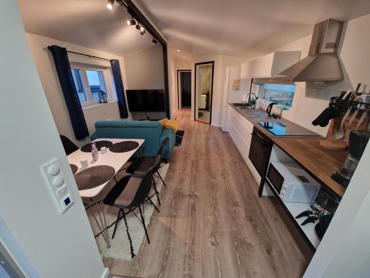 Northern Living 2 Room With Shared Bathroom Тромсё Экстерьер фото